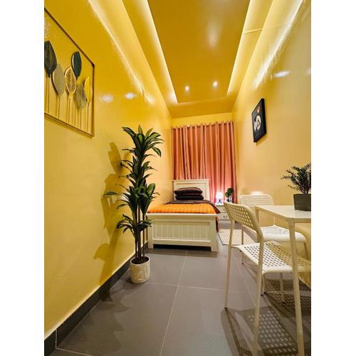 Sunrise Inn by Lavish Hub