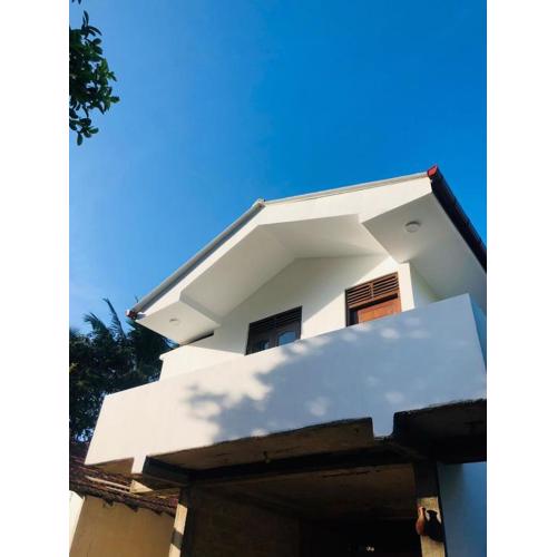 Sunrise villa kathaluwa