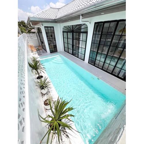 Sunset Bali Luxury Villa