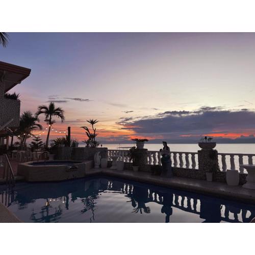 Sunset Beach Resort