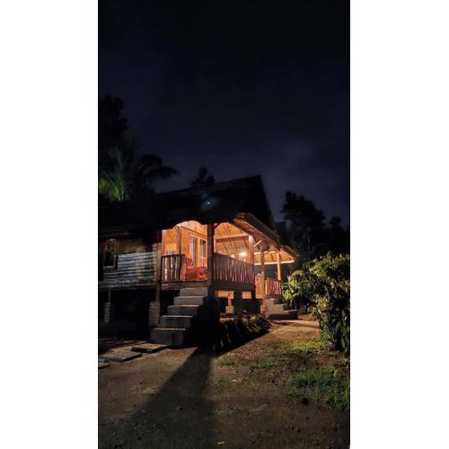 Sunset Bungalow Tetebatu