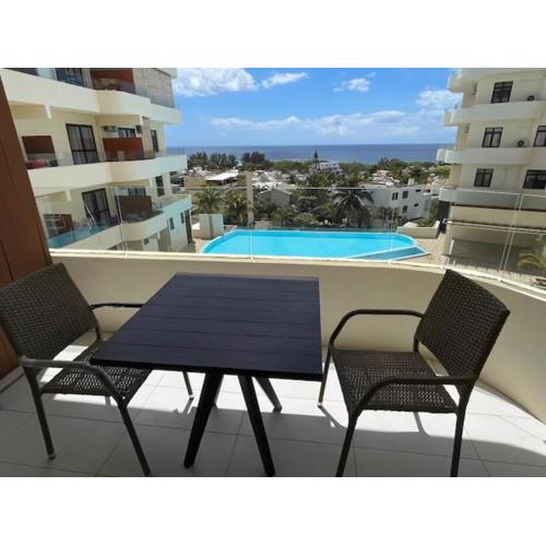 Sunset Ocean View Apartment