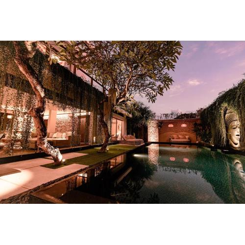 Sunset Palms Beach Villa