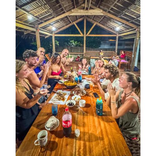 Sunset Surf Hostel Siargao