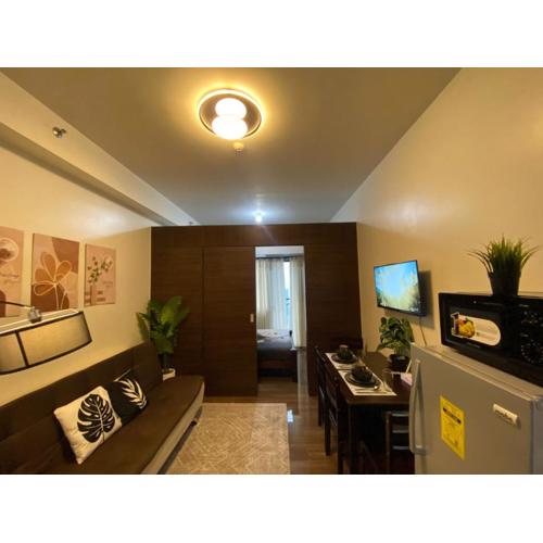 Sunset View At Air Residences Makati