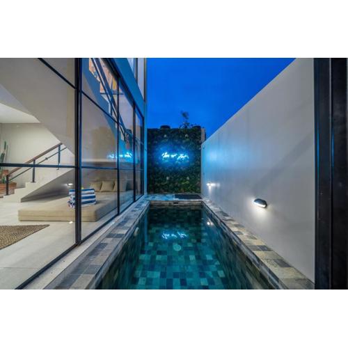 Sunsets -Serenity - 3BR Rooftop Villa in Canggu, Ideal for Families