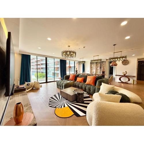 Sunshine by Villacarte