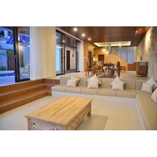 Sunshine City View Villa 6 bedrooms with a private heated swimming pool