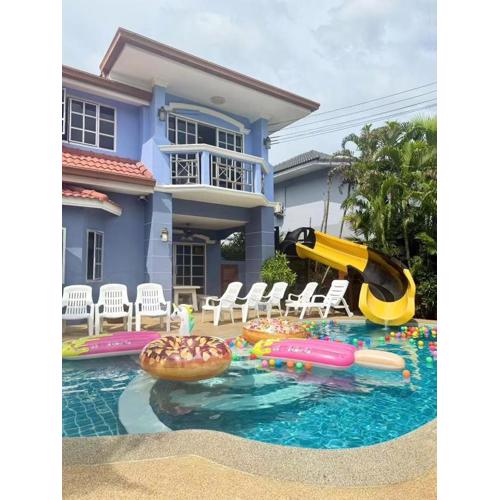 Sunshine Cozy Pool Villa