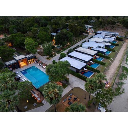 Sunshine Paradise Resort