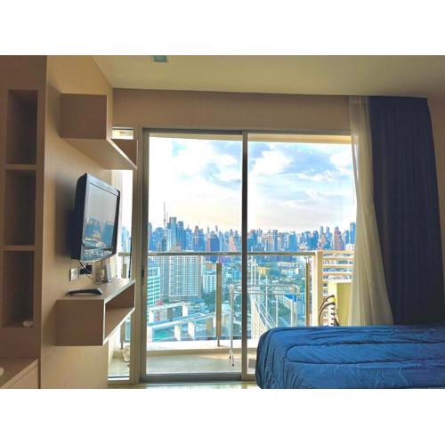 Super City View Room, Swimming Pool,Gym,150m walk to BTS