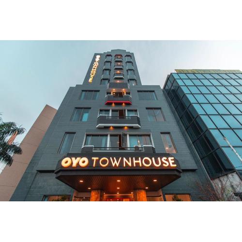 Super OYO Townhouse 1 Hotel Salemba