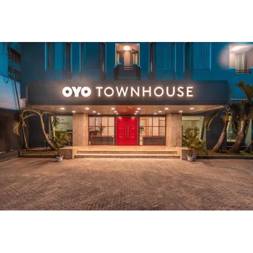 Super OYO Townhouse 2 Hotel Gunung Sahari