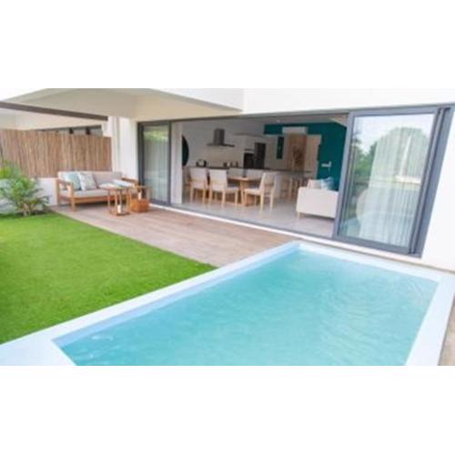 Superb apartment with swimming pool in residence