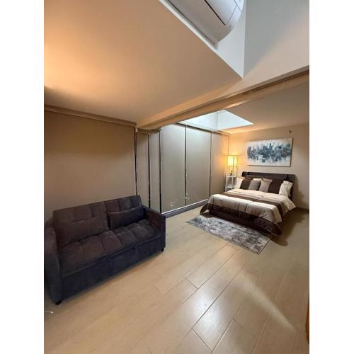 Superior Studio Eastwood Global Plaza Luxury Residence