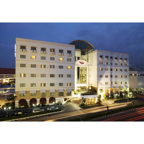 Surabaya Suites Hotel Powered by Archipelago