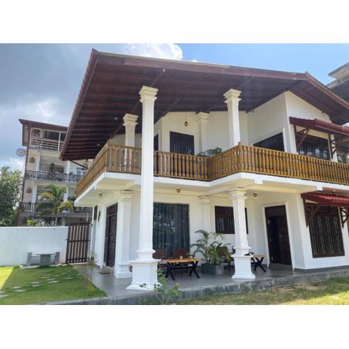 Surfing Bay Beach House