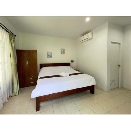 Surinbeach Double Room 102