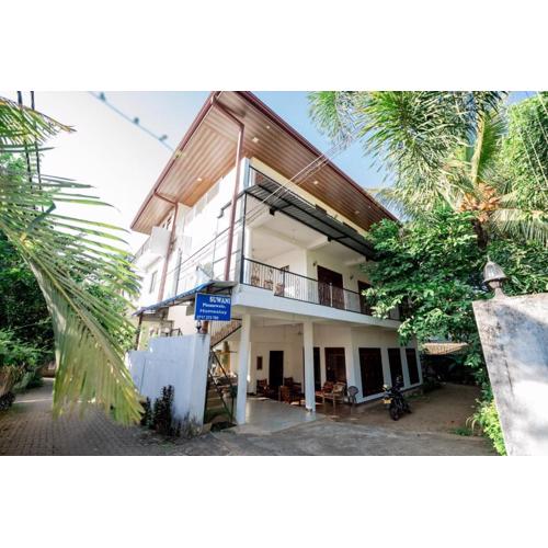 Suwani Pinnawala Homestay