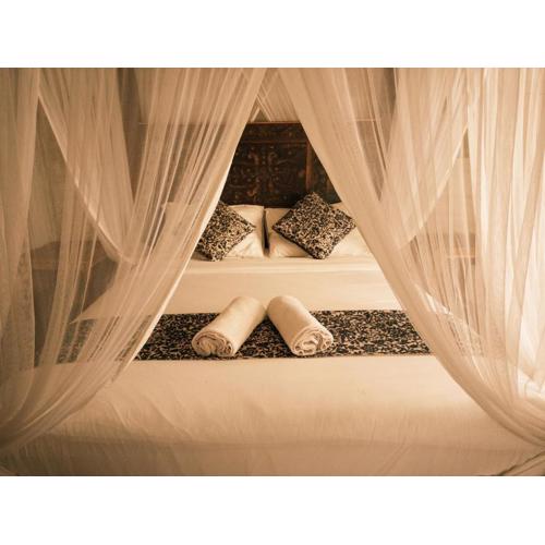 Swan Wooden House Canggu