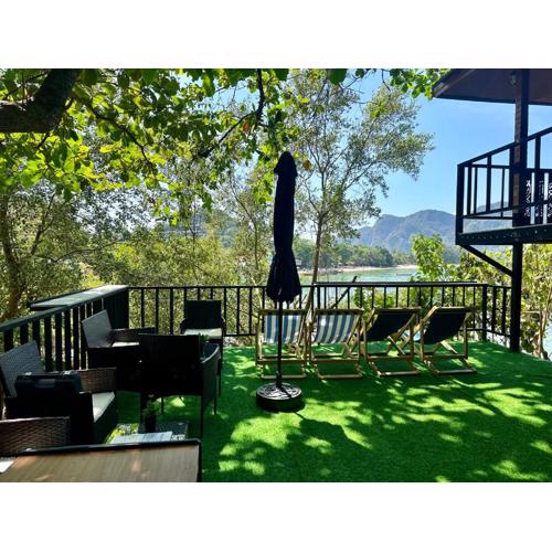 Sweed Dee Seaview Hostel