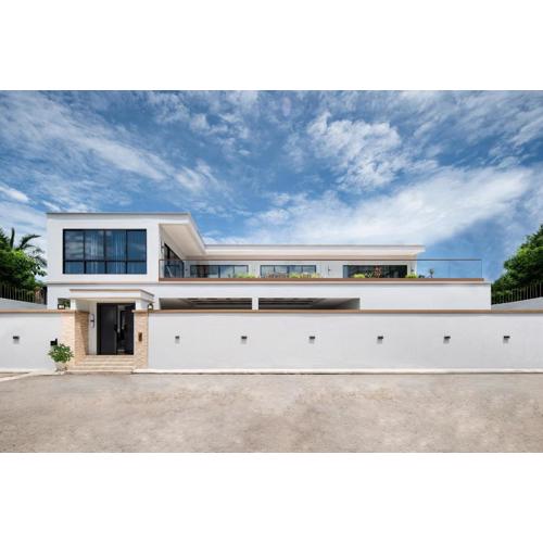 T M L-Jomtien Beach 5 bedrooms - independent swimming pool and KTV