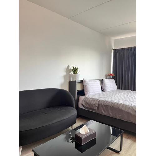 T12 Popular Condo By : hunnity