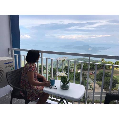 Taal View Condo by Liza