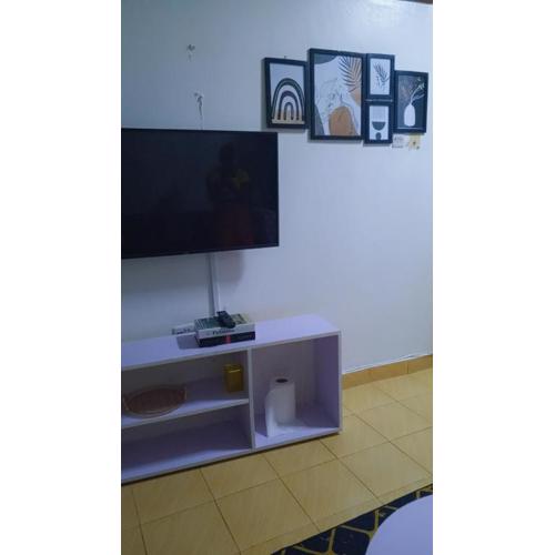 Tabbys studio staycation