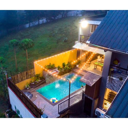 Tagaytay City - Casa Clark - Daisy