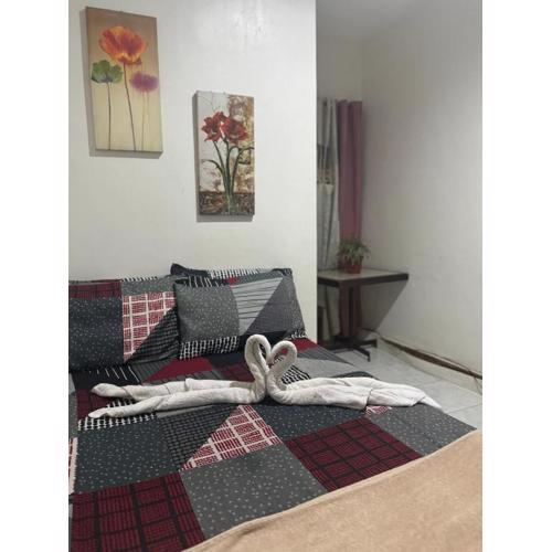 Tagaytay Deluxe Budget Room For 24 Hours