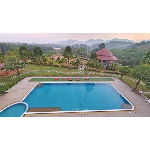 Takhun Mountain View