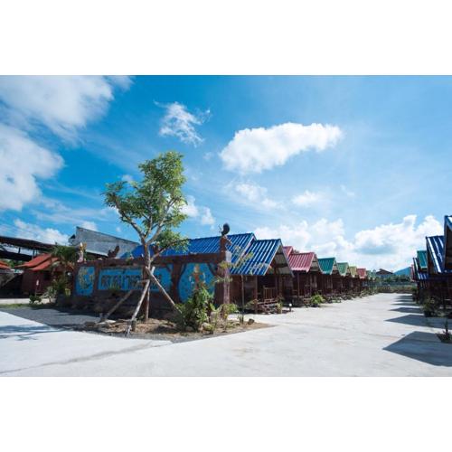Talad Nam Klong Hae Resort