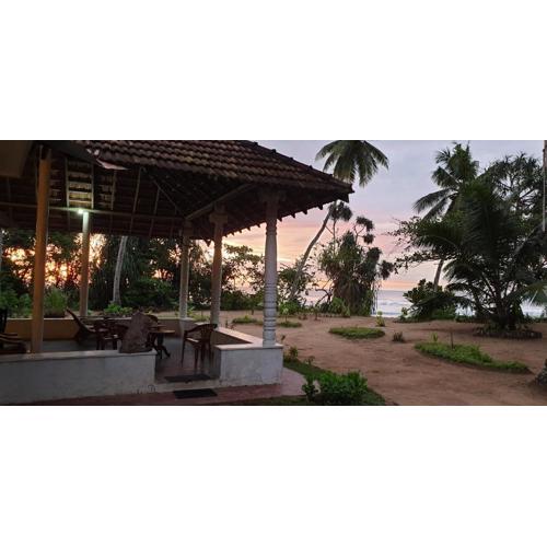 Talalla Beach Bungalows