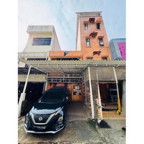 Tamastu House Sunter