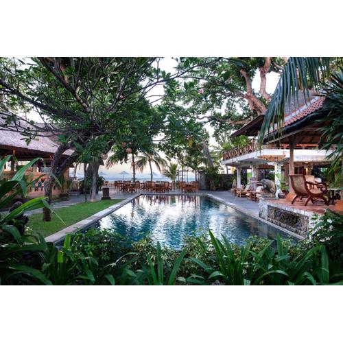 Tandjung Sari Hotel