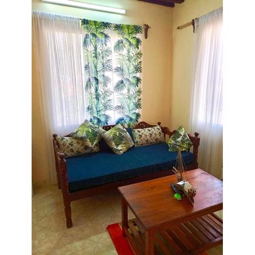 Tashma Lamu apartment