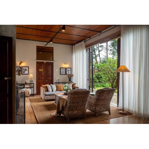 Tathya Hills - Luxe Garden Retreat In The Hills