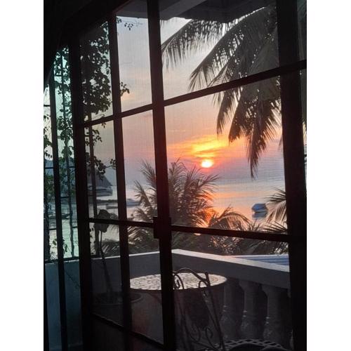 Tea Moon Beach House