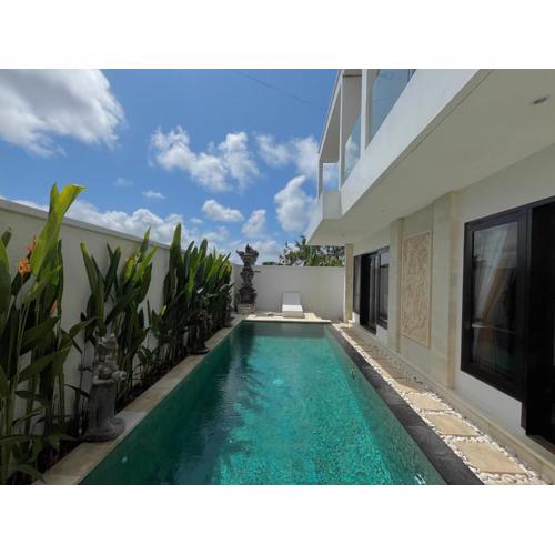 Telaga Villa Ungasan