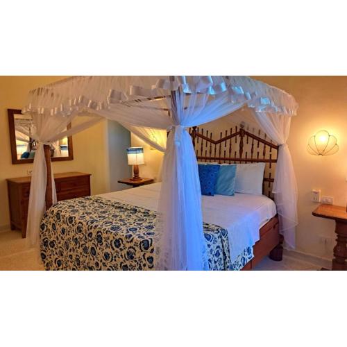 Tembo 2 Beach Cottage Malindi