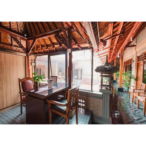 Tempo Doeloe Homestay Kuta