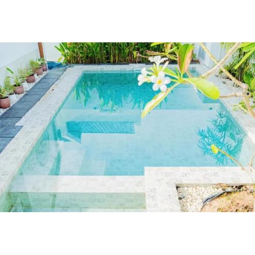 Tenki Poolvilla surin