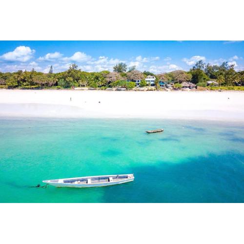 Tequila Sunrise Forest Cabana - on Diani Beach