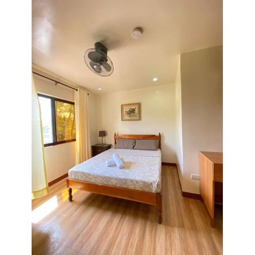 Tessie's Home Stay Bed & Breakfast