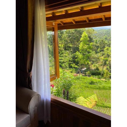 The Alam Bungalow & Restaurant