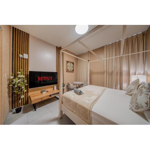 The Aljada Escape by Blue Cloud