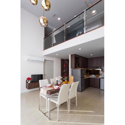 The Aristo by Holy Cow, 2-BR loft, 90 m2, pool view