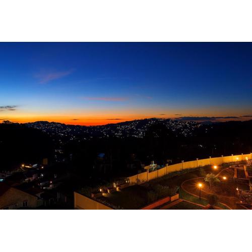 The Aston Executive Suite 2BR Balcony Near Mines View Baguio