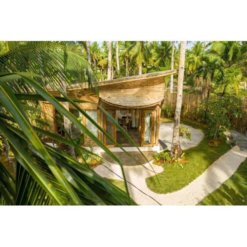 The Bamboo Houses - Tropical Garden & Empty Beach